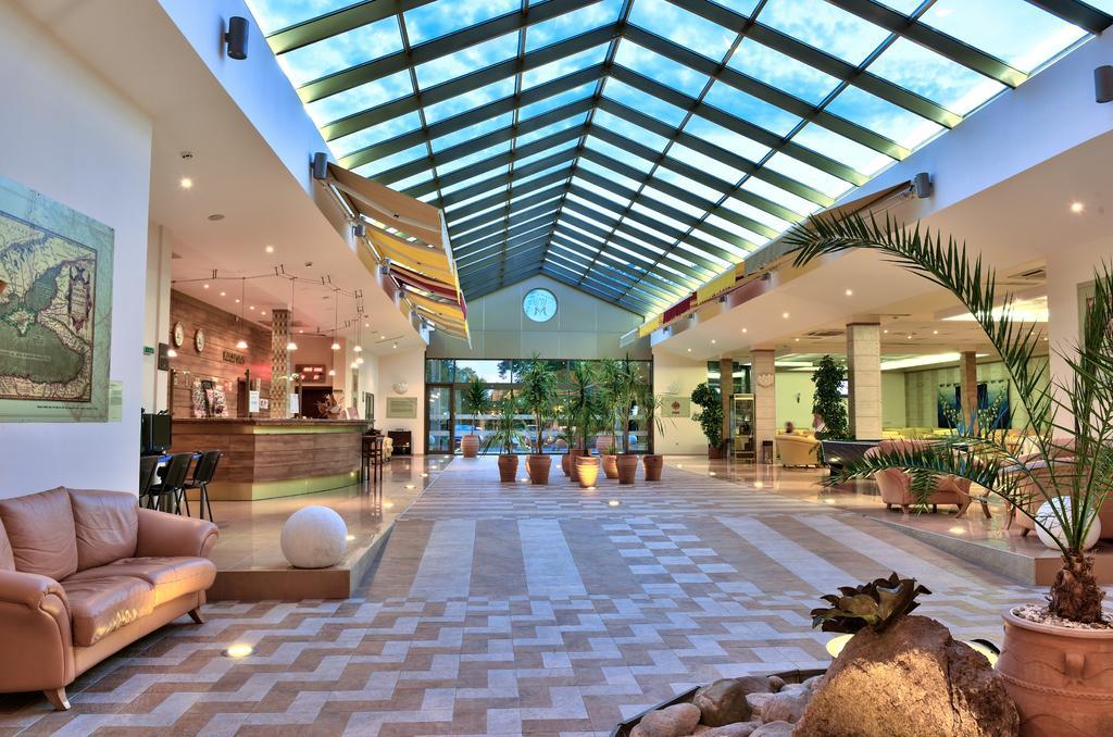Les Magnolias Hotel Primorsko Luaran gambar
