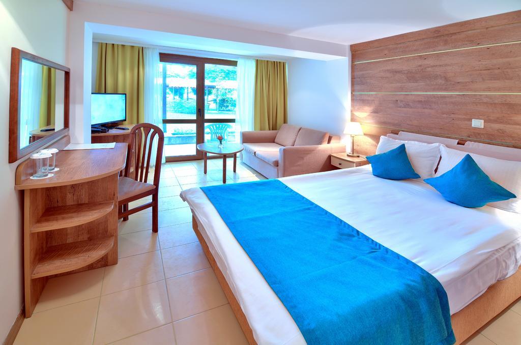Les Magnolias Hotel Primorsko Luaran gambar