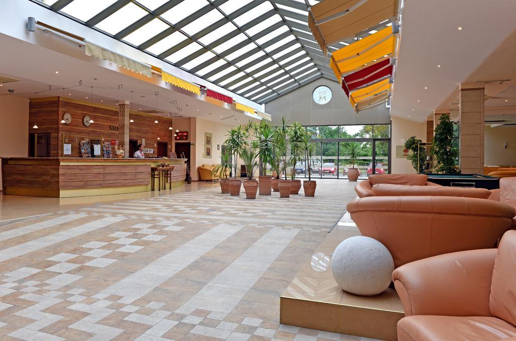 Les Magnolias Hotel Primorsko Luaran gambar